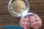 Buttons Geschenk Überraschung