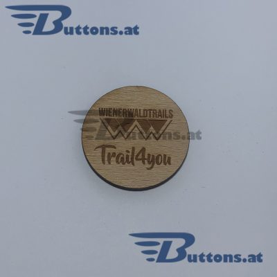 Holzbuttons individuell